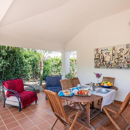 Il Giardino Dell'Arte Bed & Breakfast Capoterra Exterior photo