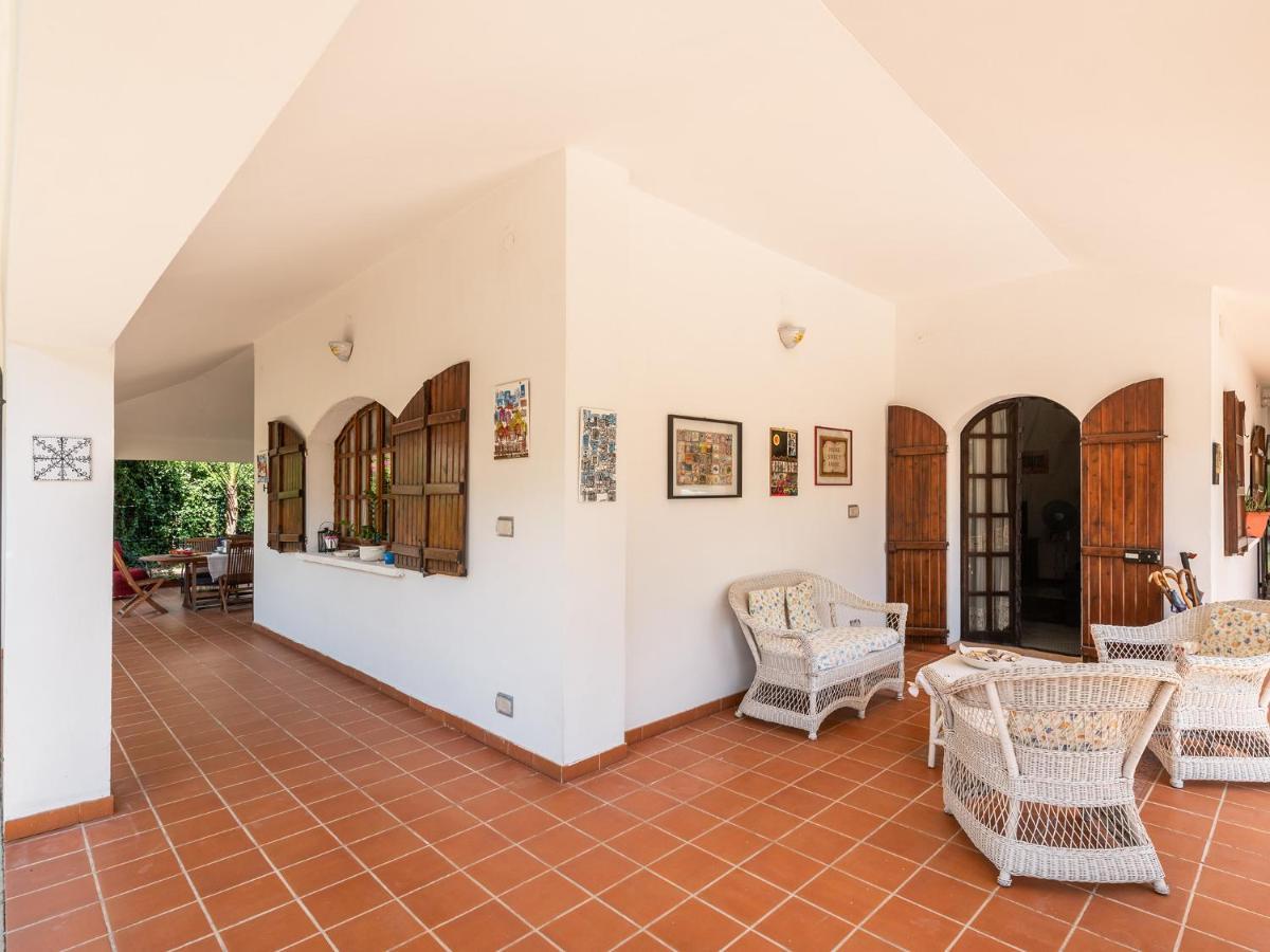 Il Giardino Dell'Arte Bed & Breakfast Capoterra Exterior photo